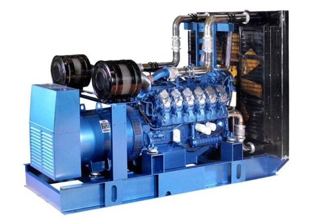 珠海康明斯30kw小型柴油二手发电机组 珠海康明斯30kw小型柴油二手发电机组